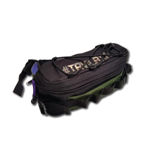 Cargar imagen en el visor de la galería, Adventure Hip Bag TRVILRXN
